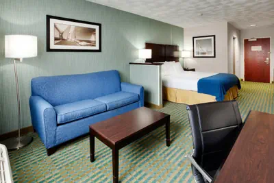 Photo 3 - Holiday Inn Express & Suites Smithfield - Providence by IHG