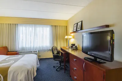 Photo 5 - Quality Inn Boston - Revere