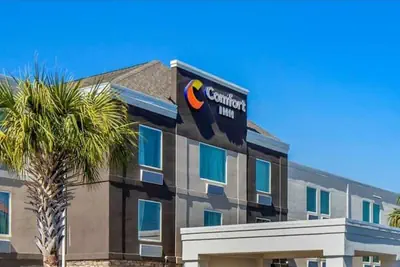 Photo 2 - Comfort Inn N Myrtle Beach Barefoot Landing