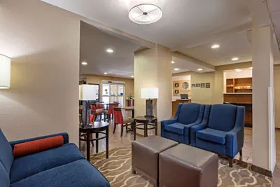 Photo 4 - Comfort Inn N Myrtle Beach Barefoot Landing