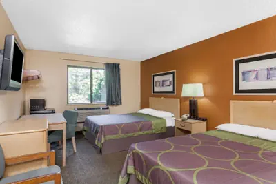 Photo 4 - Super 8 by Wyndham Charlotte/Amusement Park Area