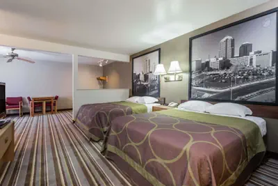 Photo 5 - Super 8 by Wyndham Bernalillo