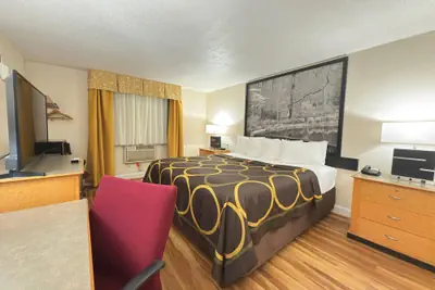 Photo 4 - Super 8 by Wyndham Anderson/Clemson Area