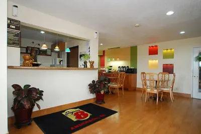 Photo 3 - Super 8 by Wyndham Anderson/Clemson Area