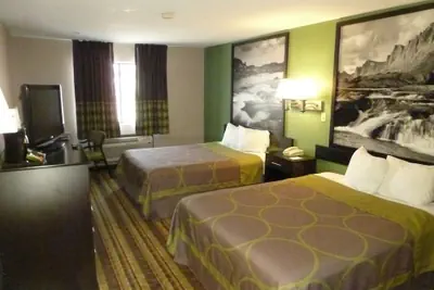 Photo 5 - Super 8 by Wyndham Rock Springs