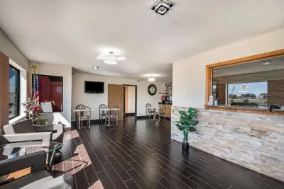 Photo 5 - Americas Best Value Inn & Suites Harrisonville