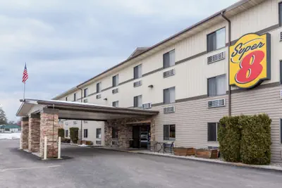 Photo 2 - Super 8 by Wyndham Kalispell Glacier National Park