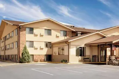 Photo 2 - FairBridge Inn & Suites Spearfish