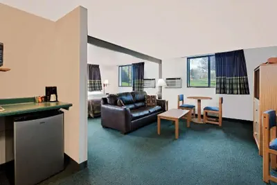 Photo 2 - FairBridge Inn & Suites Spearfish