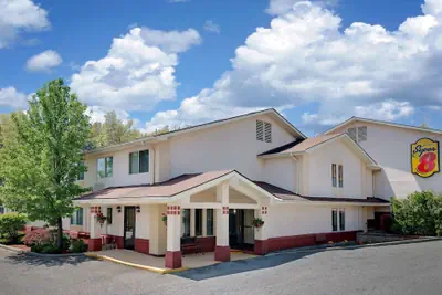 Photo 2 - Super 8 by Wyndham Newburgh/West Point Near Stewart Airport