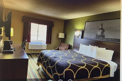 Photo 5 - Super 8 by Wyndham Superior WI