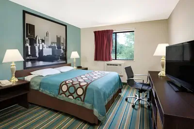 Photo 2 - Pittsburgh Royal Hotel