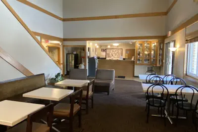Photo 4 - Super 8 by Wyndham Green Bay Near Stadium
