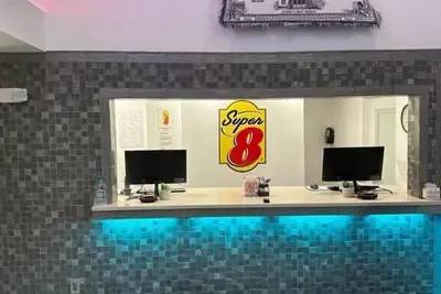 Photo 3 - Super 8 by Wyndham North Platte