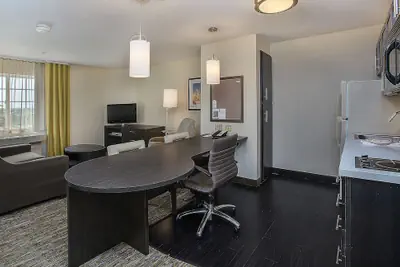 Photo 4 - Candlewood Suites Louisville Airport by IHG