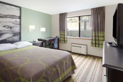 Photo 4 - Super 8 by Wyndham Green River