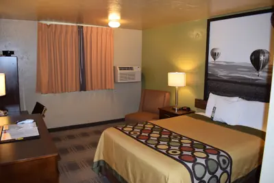 Photo 5 - SureStay Hotel by Best Western Ellensburg