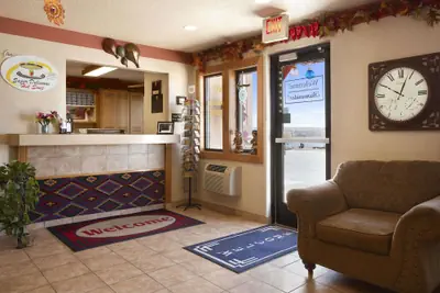 Photo 4 - Super 8 by Wyndham Las Vegas