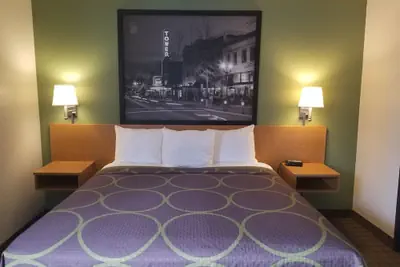 Photo 5 - Super 8 by Wyndham Bend