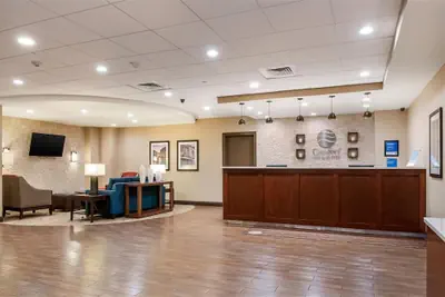 Photo 3 - Comfort Inn & Suites At Copeland Tower
