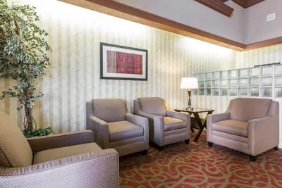 Photo 5 - Comfort Suites Palm Desert I-10