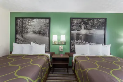 Photo 5 - Syracuse Inn