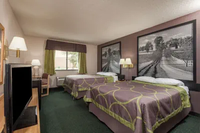 Photo 4 - Super 8 by Wyndham Carrollton