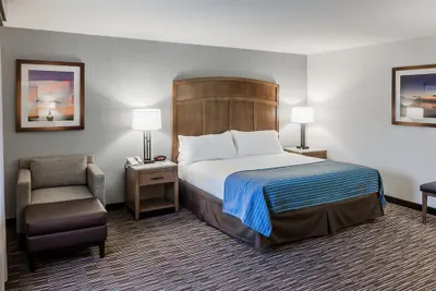 Photo 4 - Holiday Inn Express & Suites Carpinteria by IHG