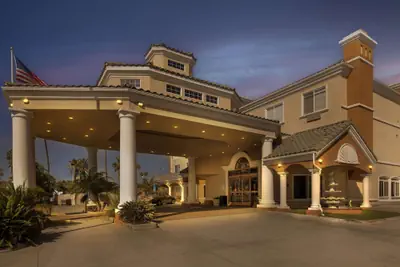 Photo 2 - Comfort Suites Oceanside Camp Pendleton Area