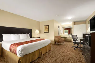 Photo 5 - Days Inn by Wyndham Alexander City