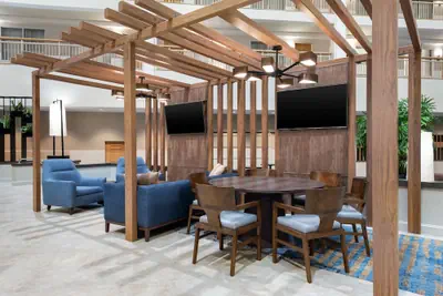 Photo 4 - Embassy Suites by Hilton Columbus Dublin