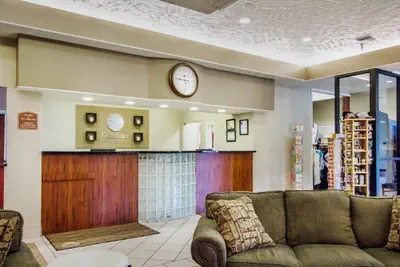 Photo 3 - Comfort Inn & Suites Deadwood
