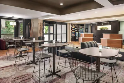 Photo 3 - Courtyard by Marriott Dayton North