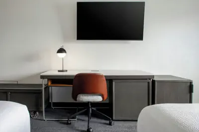 Photo 5 - Courtyard by Marriott Wichita East