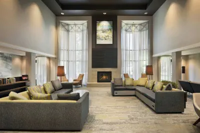 Photo 3 - Courtyard by Marriott Springfield Airport