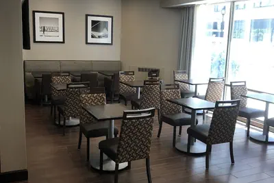 Photo 3 - Hampton Inn & Suites Milwaukee Downtown