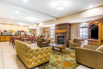 Photo 4 - Quality Inn & Suites