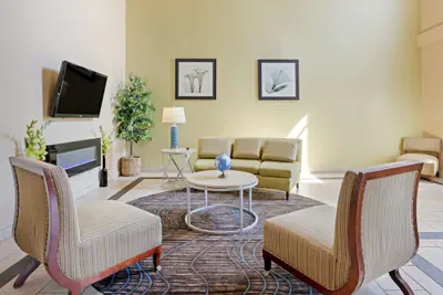 Photo 3 - Best Western Plus Lonoke Hotel