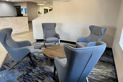 Photo 4 - Days Inn by Wyndham McDonough