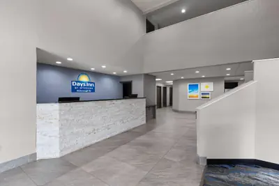 Photo 5 - Days Inn by Wyndham McDonough