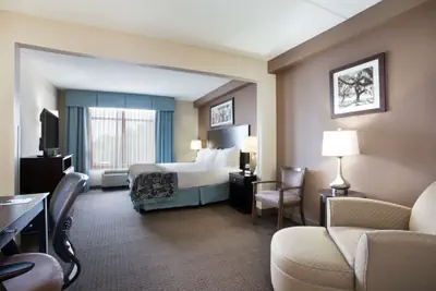 Photo 5 - Wingate by Wyndham Raleigh South / Garner