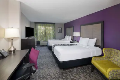 Photo 5 - La Quinta Inn & Suites by Wyndham Kennesaw
