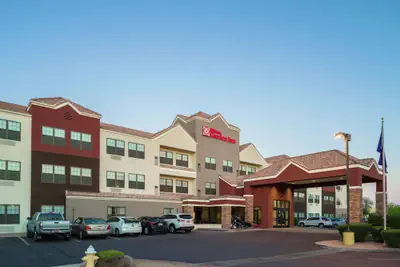 Photo 2 - Hilton Garden Inn Phoenix Airport