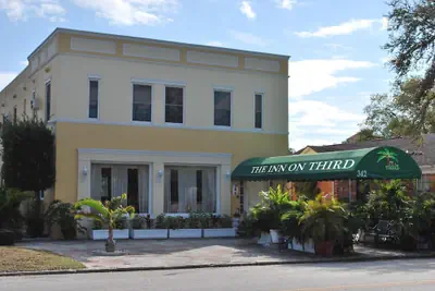 Photo 2 - The Inn on Third