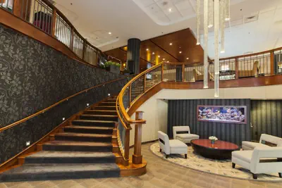 Photo 3 - DoubleTree by Hilton Boston - Downtown