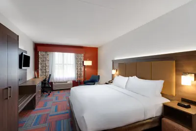 Photo 5 - Holiday Inn Express Cambridge by IHG