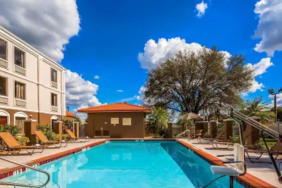 Photo 2 - Best Western Plus Bradenton Hotel & Suites