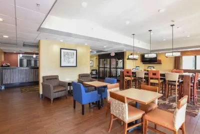 Photo 4 - Hampton Inn Dry Ridge
