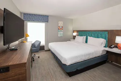 Photo 3 - Hampton Inn Dry Ridge