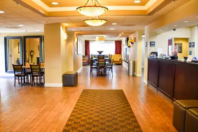 Photo 5 - Hampton Inn Perry